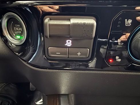 Used 2025 Chevrolet Silverado 1500 High Country w/ High Country Premium Package image 41