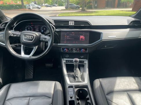 Used 2022 Audi Q3 2.0T Premium Plus AWD/4WD image 16