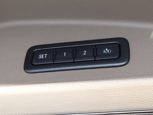 Used 2018 GMC Yukon SLT w/ Open Road Package RWD image 20
