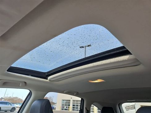 Used 2016 Honda CR-V EX-L image 11