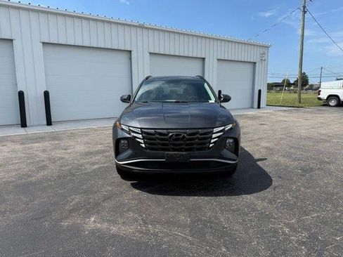 Used 2022 Hyundai Tucson SEL w/ Convenience + Premium Package AWD/4WD image 3