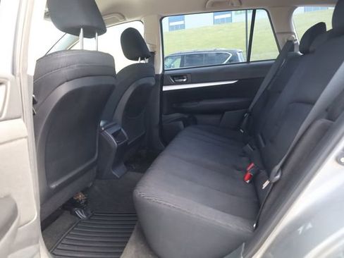 Used 2011 Subaru Outback 2.5i image 20