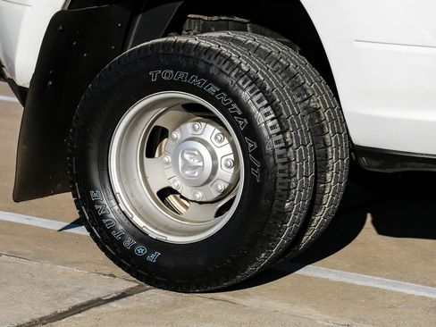 Used 2022 RAM 3500 Tradesman image 45