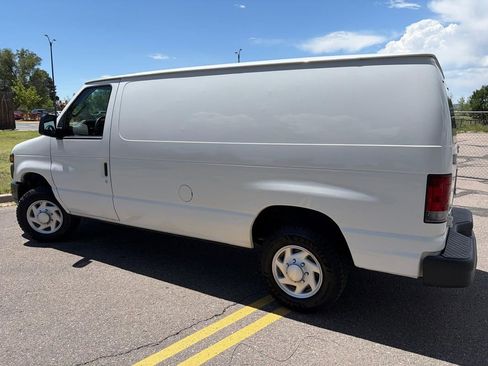 Used 2009 Ford E-150 and Econoline 150 RWD image 2