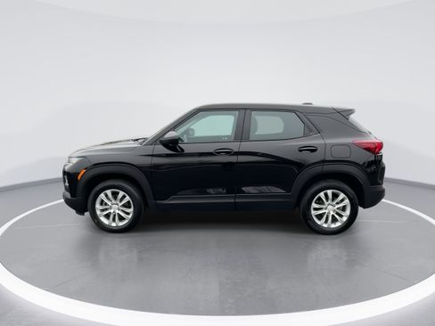 Used 2023 Chevrolet TrailBlazer LS image 5