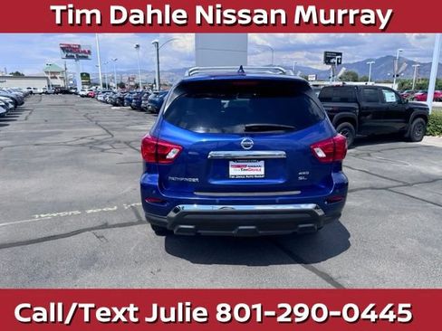 Used 2020 Nissan Pathfinder SL AWD/4WD image 3