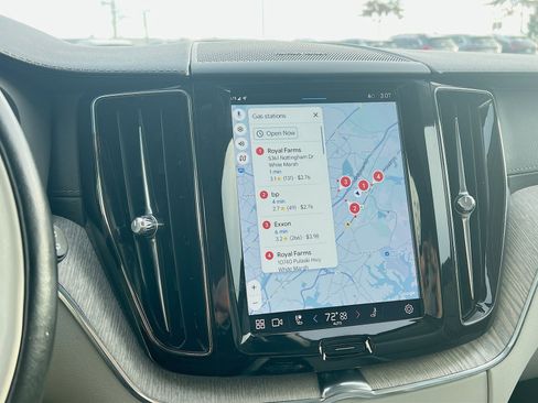 Certified 2022 Volvo XC60 B6 Inscription w/ Advanced Package image 20