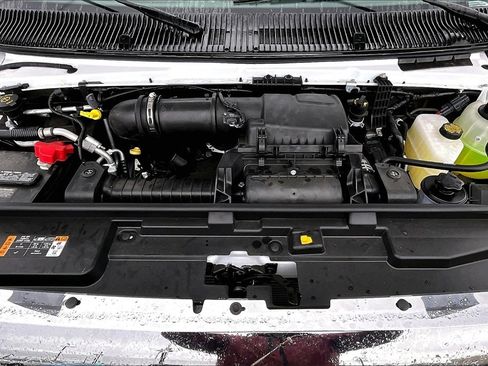 New 2025 Ford E-450 and Econoline 450 Super Duty w/ Power Equipment Group image 9