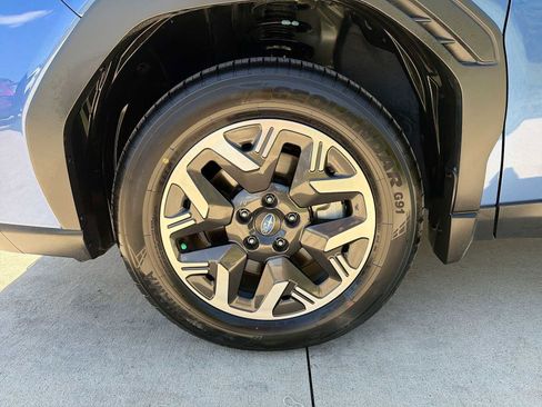 Certified 2026 Subaru Forester Premium w/ Base/Premium Package AWD/4WD image 10