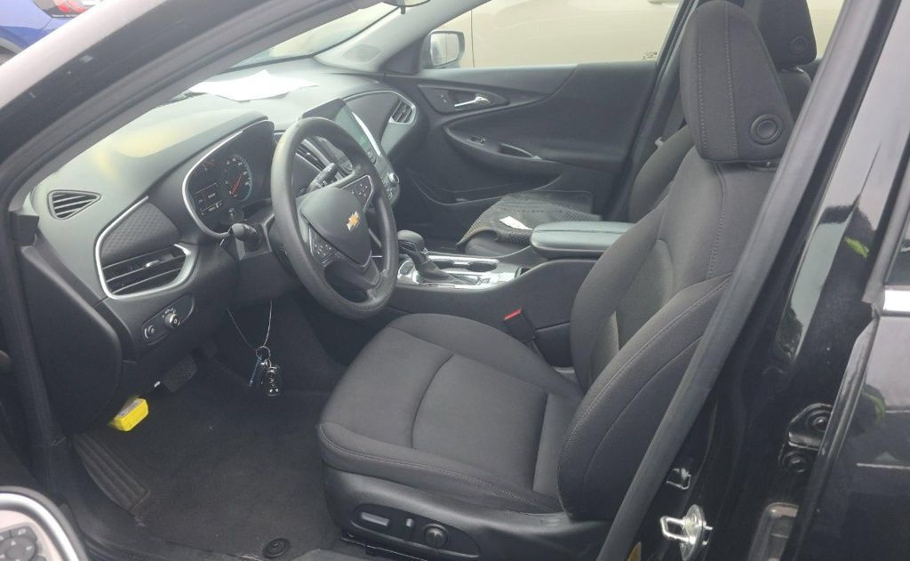 Used 2024 Chevrolet Malibu LT FWD image 7