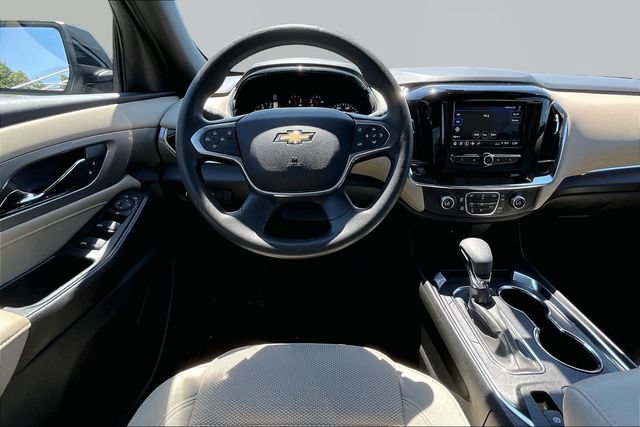 Used 2023 Chevrolet Traverse LS FWD image 8