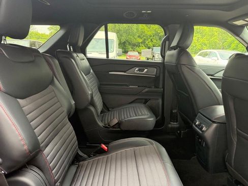 New 2025 Ford Explorer ST-Line w/ Premium Package image 7