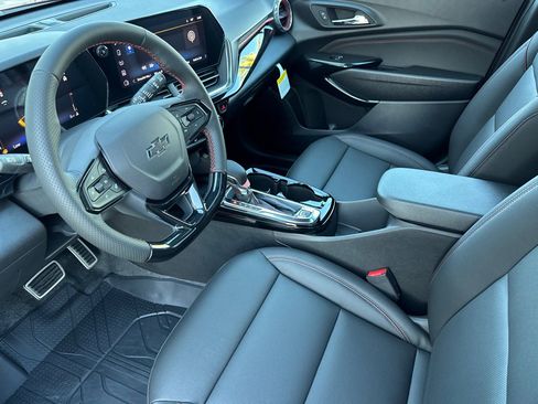 New 2026 Chevrolet Trax RS w/ Sunroof Package image 9