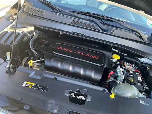 Used 2018 Jeep Compass Latitude w/ Popular Equipment Group AWD/4WD image 29