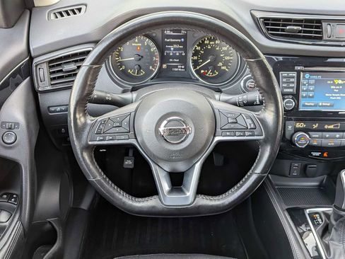 Used 2017 Nissan Rogue Sport SL w/ SL Premium Package image 23