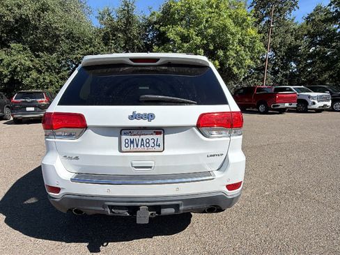 Used 2014 Jeep Grand Cherokee Limited w/ Trailer Tow Group IV AWD/4WD image 6