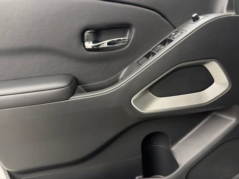 New 2026 Nissan Frontier SV w/ SV Convenience Package image 22