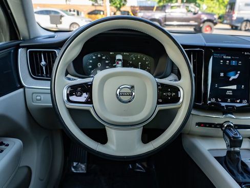 Used 2019 Volvo XC60 T6 Inscription w/ Protection Package AWD/4WD image 13