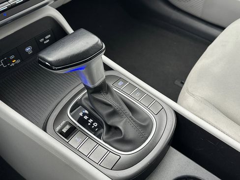 Used 2024 Hyundai Kona SEL image 21