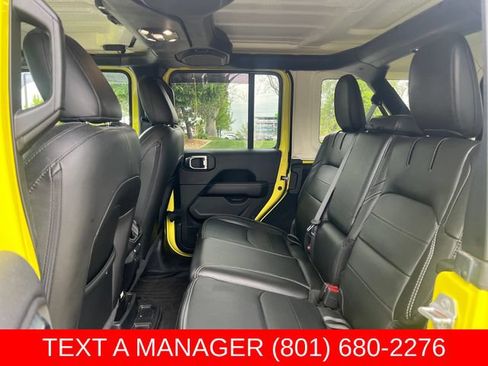 Used 2022 Jeep Wrangler Unlimited Sahara w/ Cold Weather Group AWD/4WD image 13