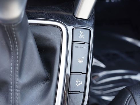 Certified 2023 Kia Seltos EX image 28