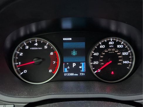 Used 2024 Mitsubishi Eclipse Cross ES image 13