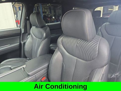 Used 2024 Hyundai Palisade Calligraphy image 14