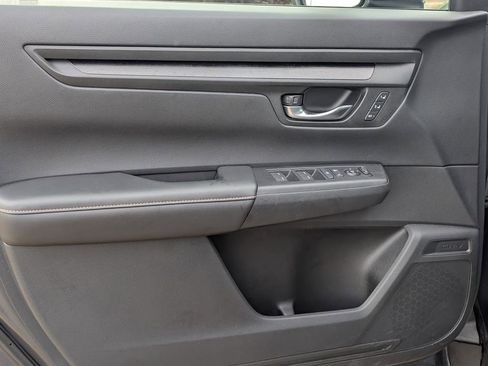 Used 2025 Honda CR-V Sport-L image 14