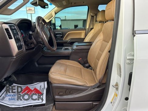 Used 2018 GMC Sierra 3500 Denali w/ Duramax Plus Package image 10