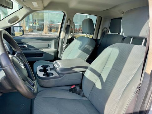 Used 2014 RAM 1500 Classic SLT image 9