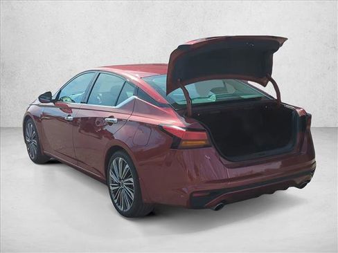 Certified 2024 Nissan Altima 2.5 SL image 8