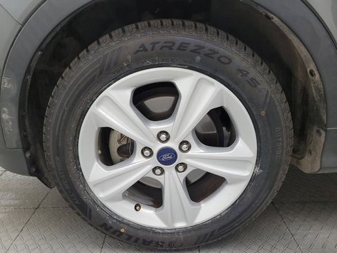 Used 2016 Ford Escape SE FWD image 31