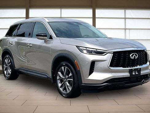 Used 2023 INFINITI QX60 Luxe w/ Performance Audio Package AWD/4WD image 12