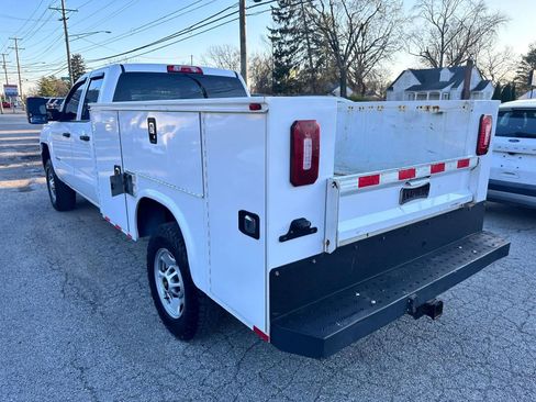 Used 2019 Chevrolet Silverado 2500 W/T w/ WT Convenience Package image 3