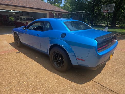 Used 2023 Dodge Challenger SRT Hellcat Redeye RWD image 4