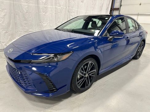Used 2026 Toyota Camry XSE FWD image 3
