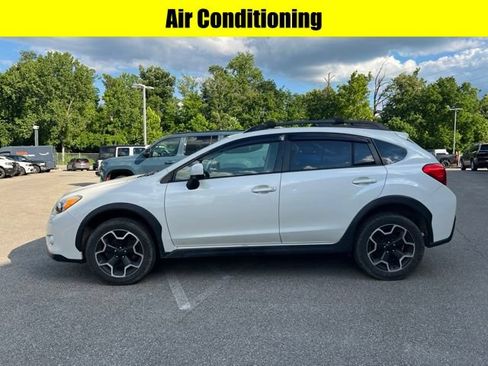 Used 2014 Subaru Crosstrek 2.0i Premium w/ Moonroof Package AWD/4WD image 6
