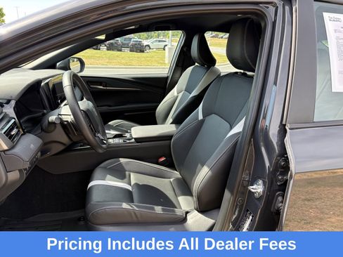 Used 2025 Toyota Camry SE w/ Convenience Package AWD/4WD image 25