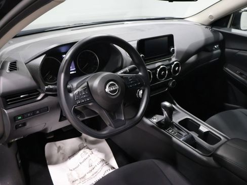 Used 2024 Nissan Sentra S image 14