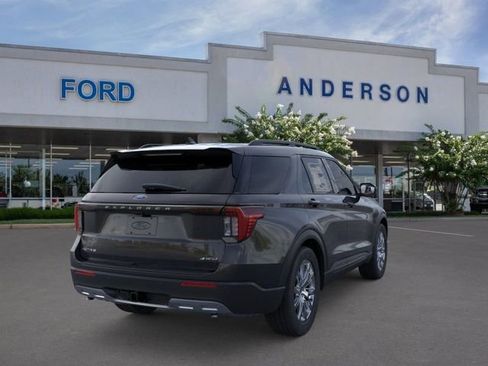 New 2026 Ford Explorer Active w/ Active Comfort Package image 8