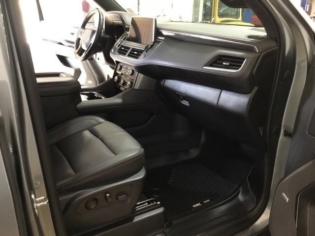 Used 2022 Chevrolet Tahoe RST w/ Luxury Package AWD/4WD image 49