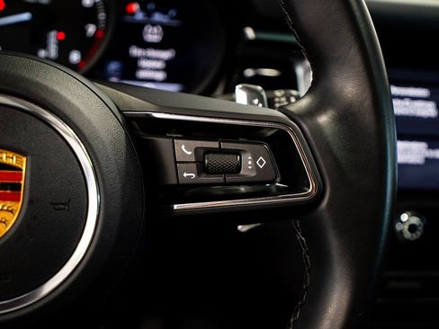 Used 2024 Porsche Macan image 28