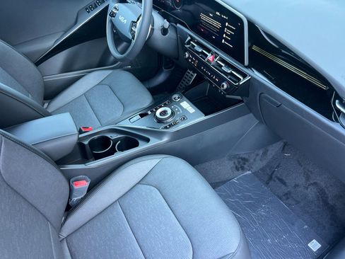 New 2026 Kia Niro Wave image 16