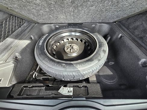 Used 2020 Mercedes-Benz GLE 350 4MATIC image 41