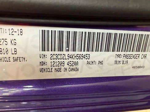 Used 2019 Dodge Challenger SRT Hellcat Redeye image 30