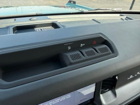 New 2025 Ford Bronco 4-Door AWD/4WD image 23