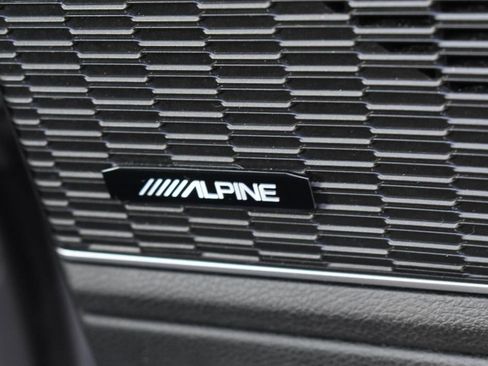 Used 2022 Jeep Grand Cherokee L Limited image 17