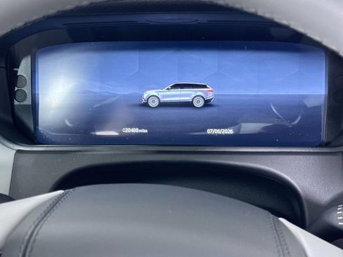 Used 2025 Land Rover Range Rover Velar S AWD/4WD image 15