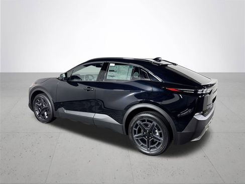 New 2026 Subaru Uncharted AWD image 8