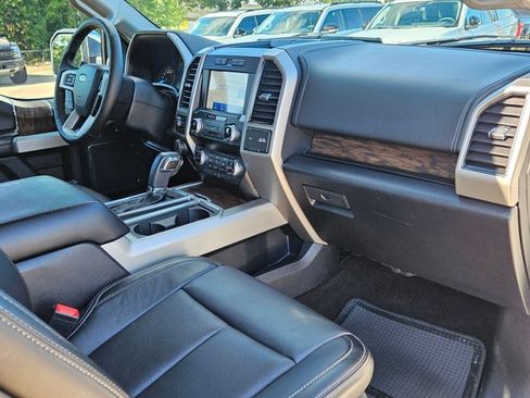 Used 2019 Ford F150 Lariat w/ Equipment Group 502A Luxury AWD/4WD image 23